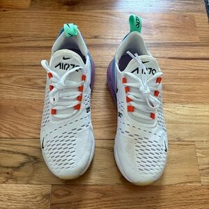 Nike Air tennis shoes